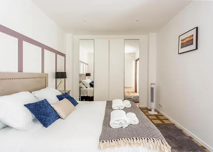 180 Eden, Luxury At Sacre Coeur