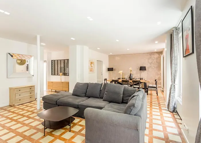 180 Eden, Luxury At Sacre Coeur *